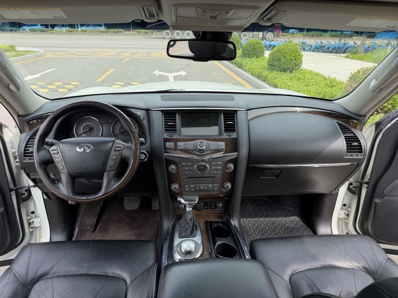济宁13年英菲尼迪QX568