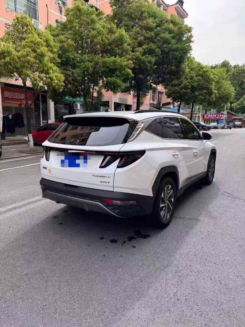 湘潭23年现代途胜8