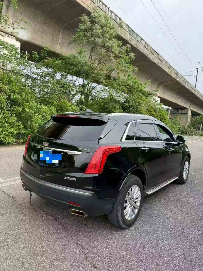 衡阳17年凯迪拉克XT57