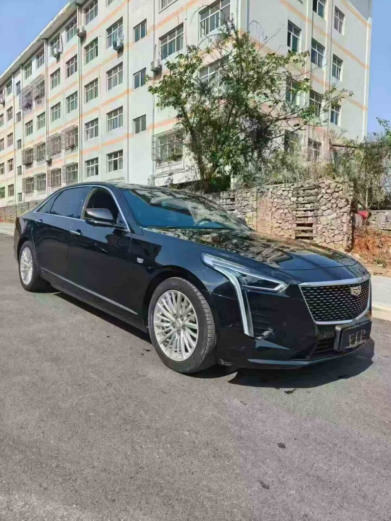 铜仁21年凯迪拉克CT62