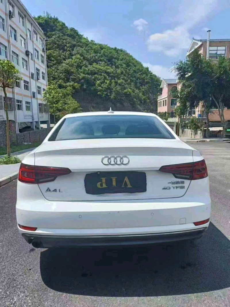 铜仁18年奥迪A4L8