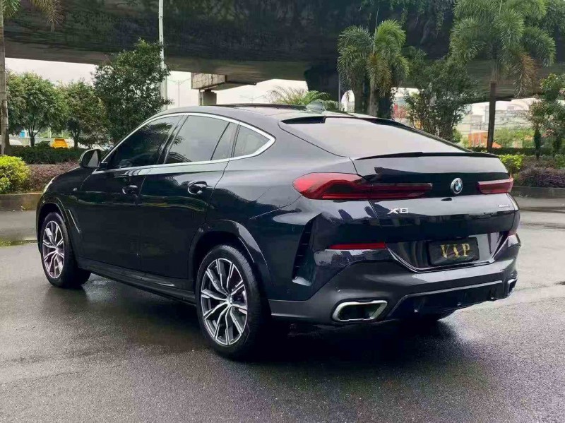 南平21年宝马X68