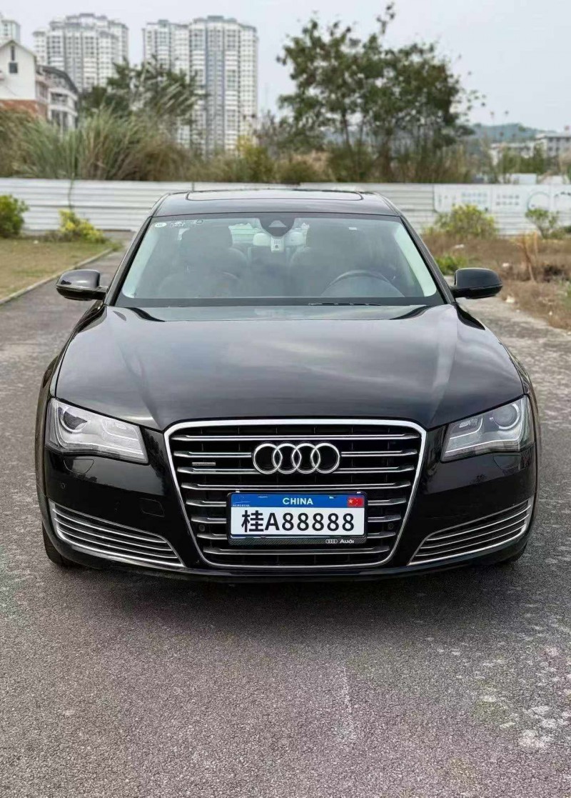 南宁12年奥迪A8L1