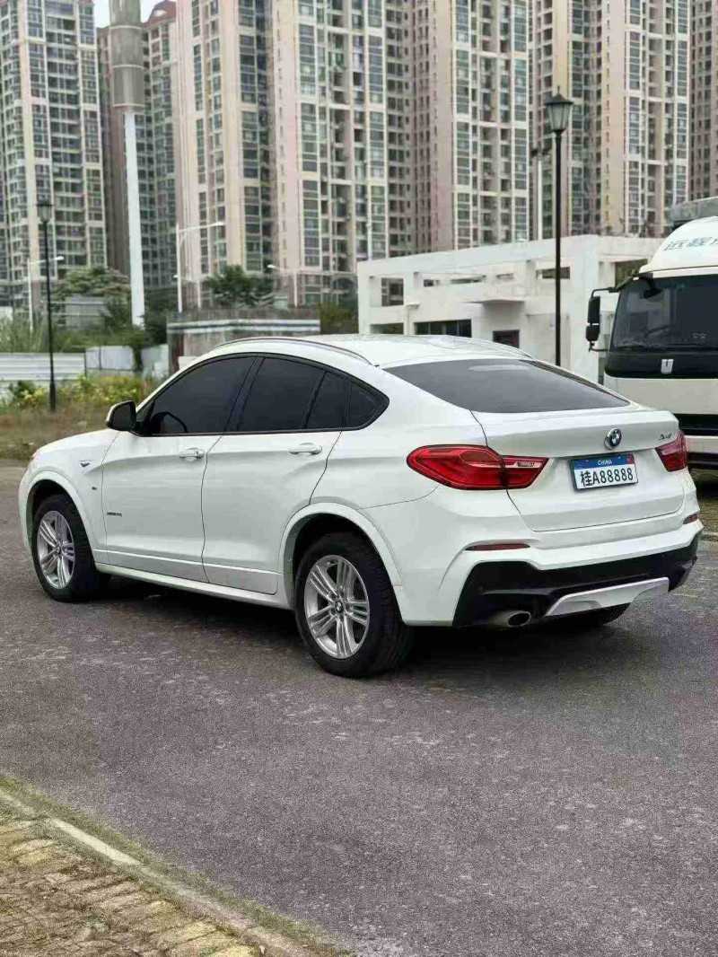 南宁17年宝马X48