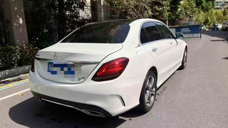 金华20年奔驰C8