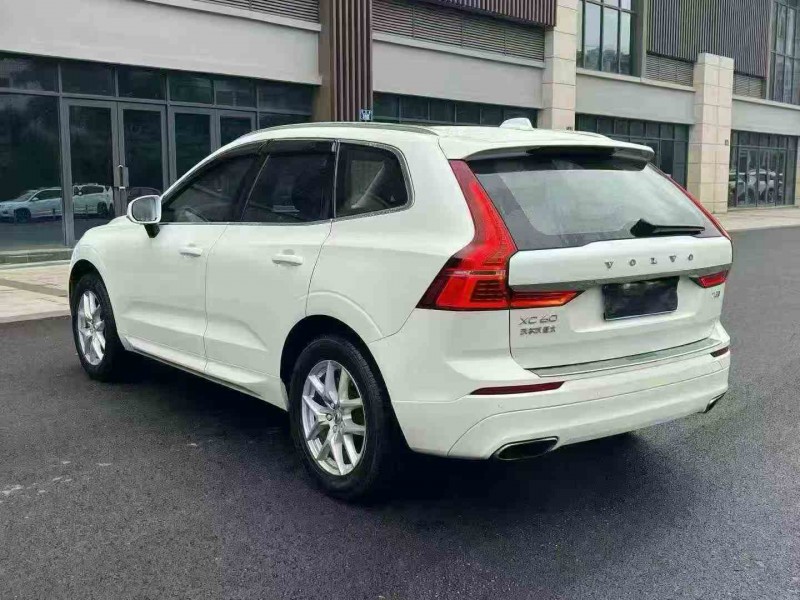 重庆18年沃尔沃XC608