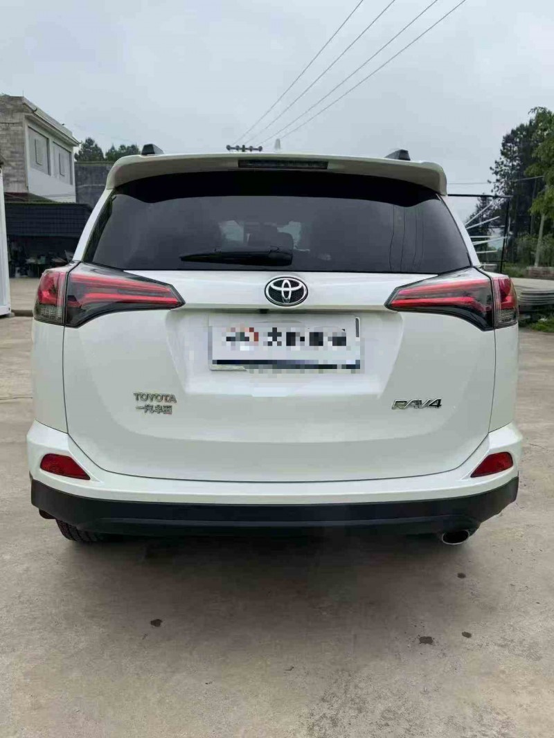 铜仁19年丰田RAV4荣放2