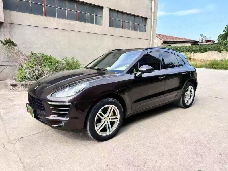 东营15年保时捷Macan3