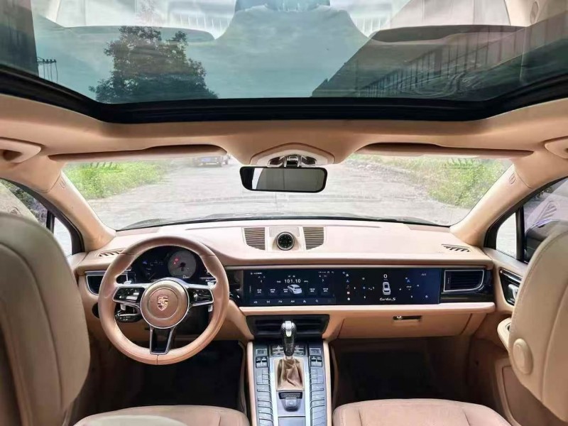 东营15年保时捷Macan4