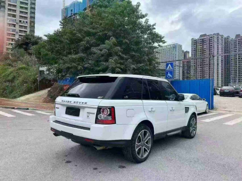 南宁13年路虎揽胜运动7