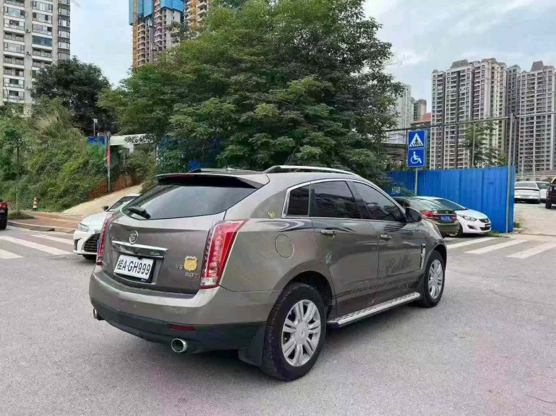 南宁12年凯迪拉克SRX7