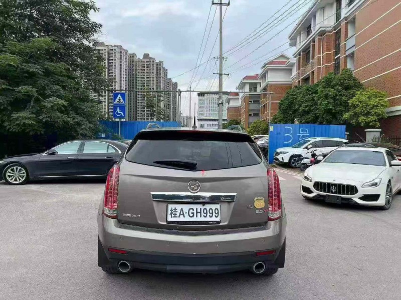 南宁12年凯迪拉克SRX9