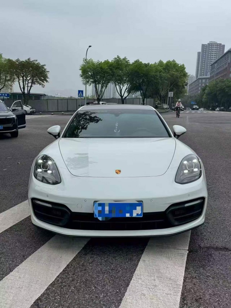 连云港23年保时捷帕拉梅拉1