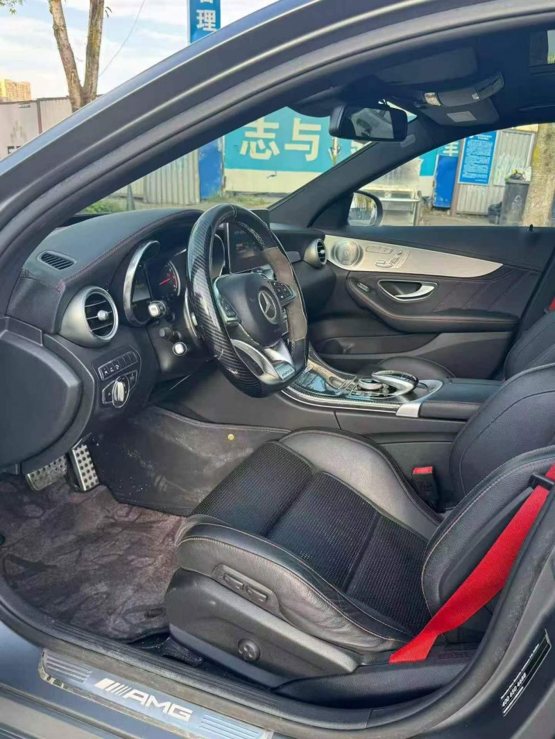 重庆18年奔驰AMG3