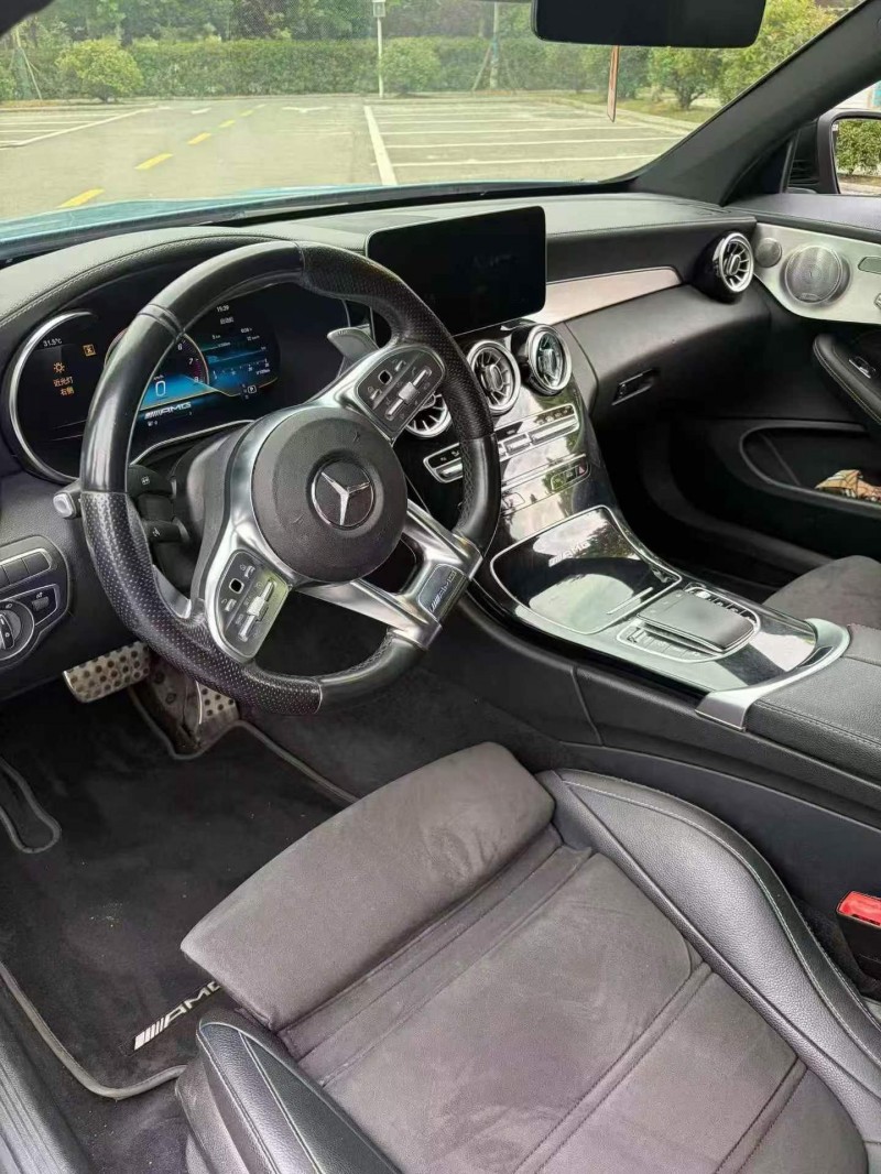 黄山21年奔驰AMG6