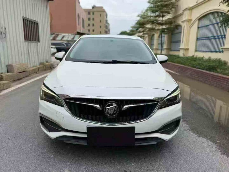 南平19年别克威朗1