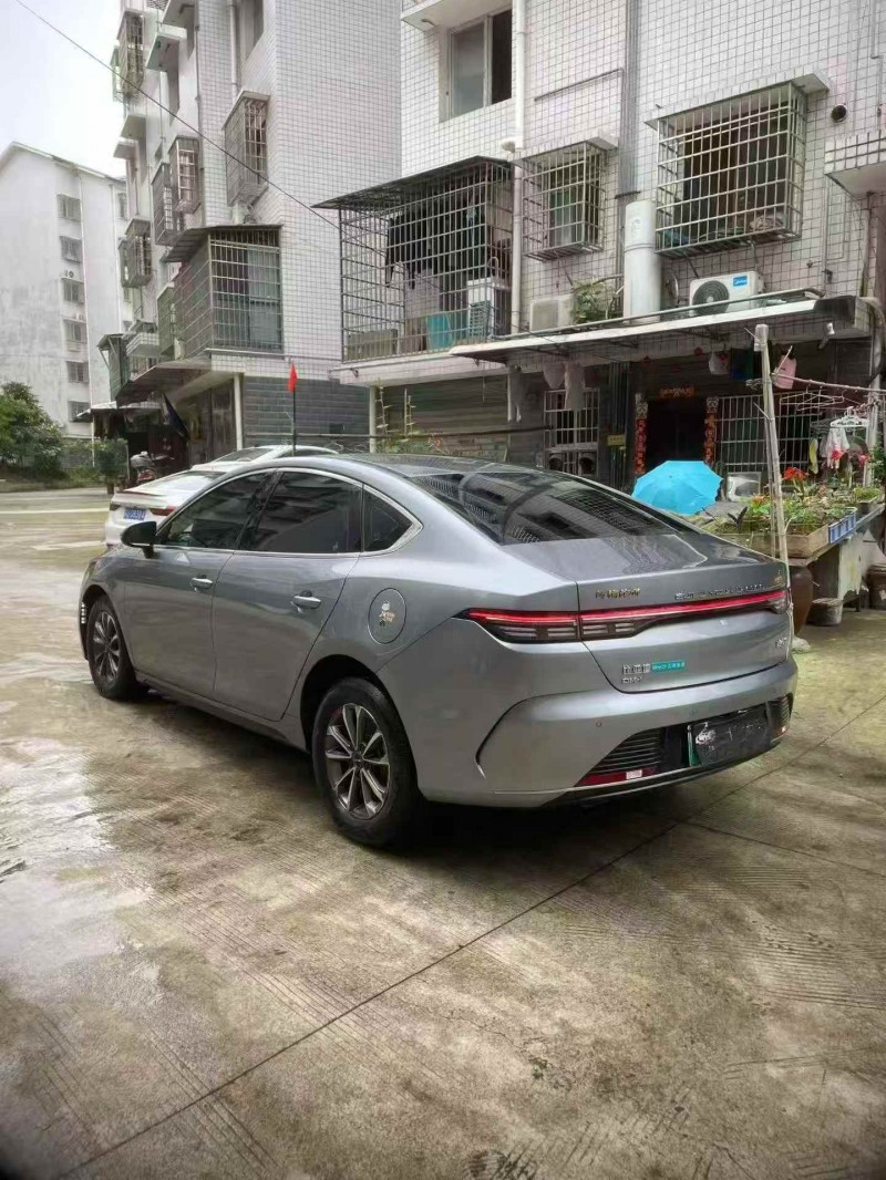 常德24年比亚迪驱逐舰7