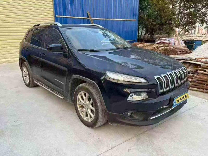 韶关18年Jeep自由侠2