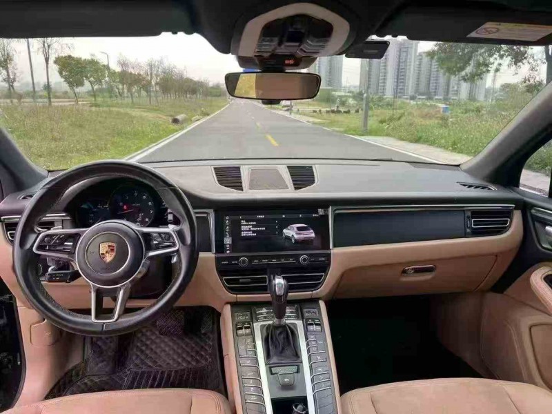 深圳20年保时捷Macan6