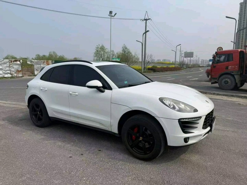 苏州15年保时捷Macan2