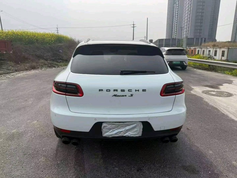 苏州15年保时捷Macan7