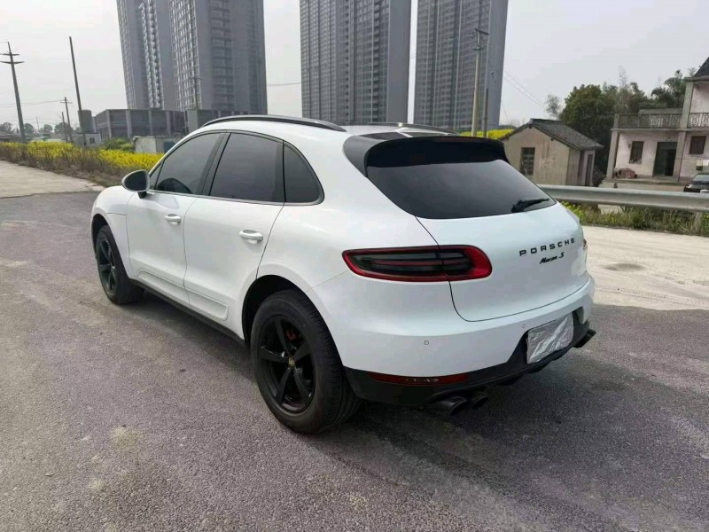 苏州15年保时捷Macan8