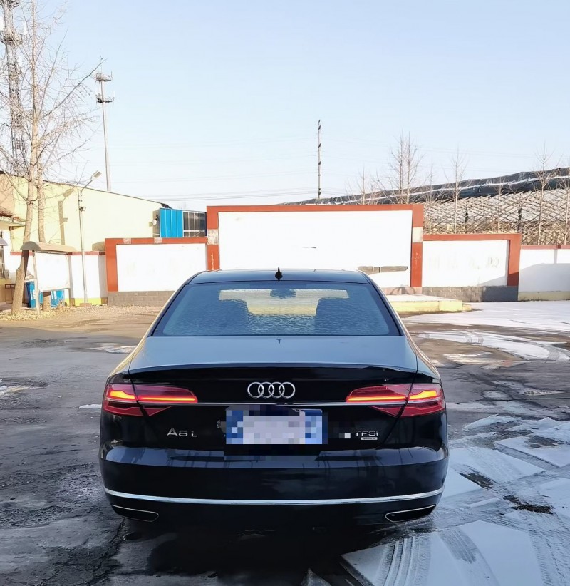 潍坊16年奥迪A8L9