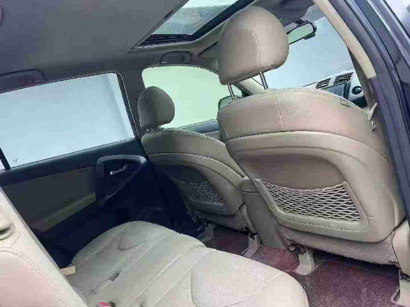 成都12年丰田RAV46