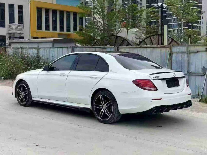 南宁17年奔驰E9