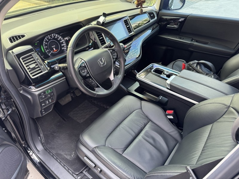 济宁20年本田艾力绅4
