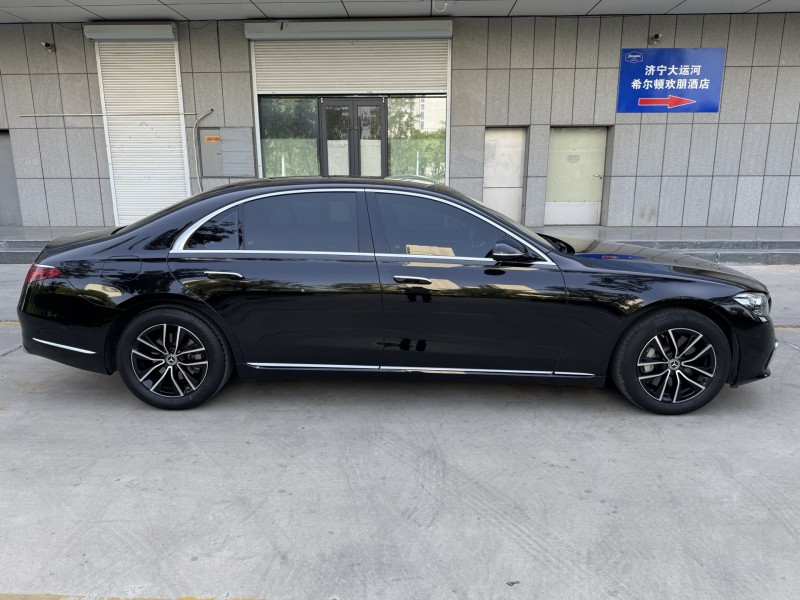 济宁21年奔驰S8