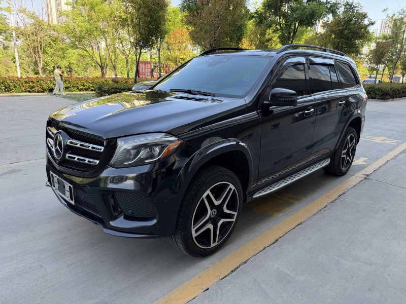 济宁19年奔驰GLS2