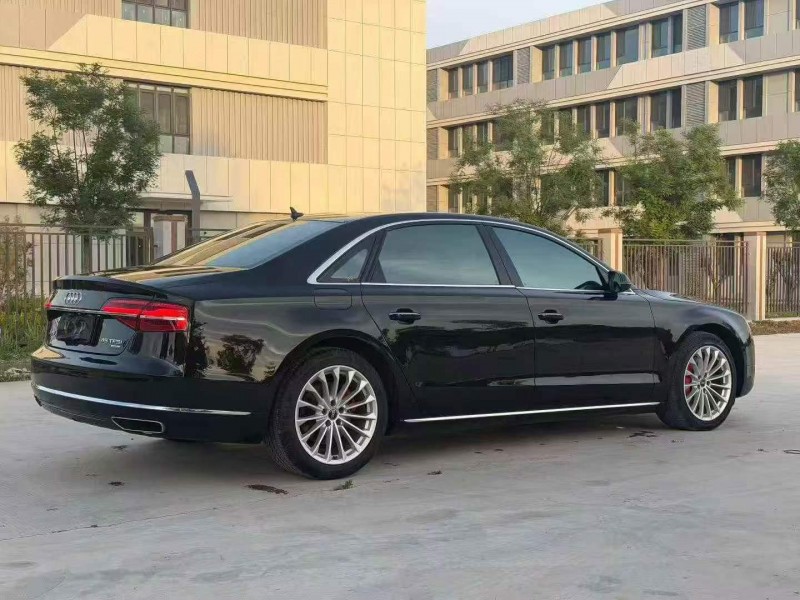 秦皇岛16年奥迪A8L8