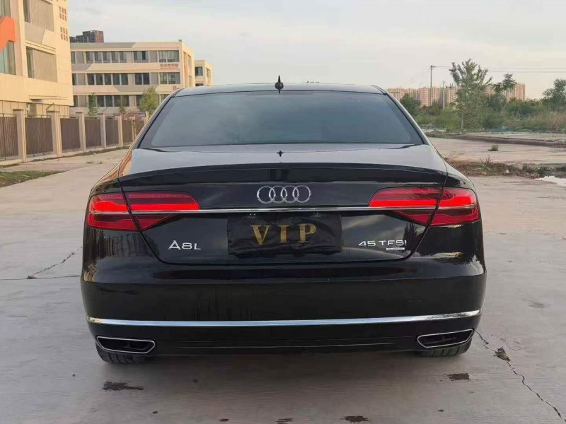秦皇岛16年奥迪A8L9