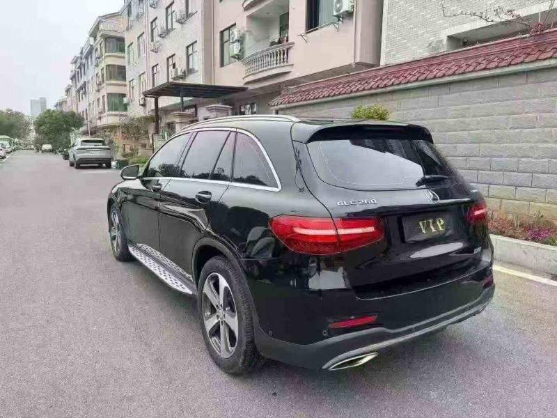 湖州17年奔驰GLC9