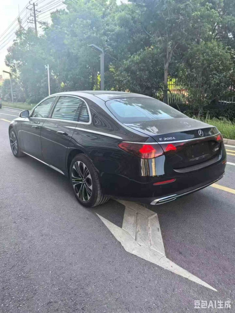 淮南26年奔驰E8