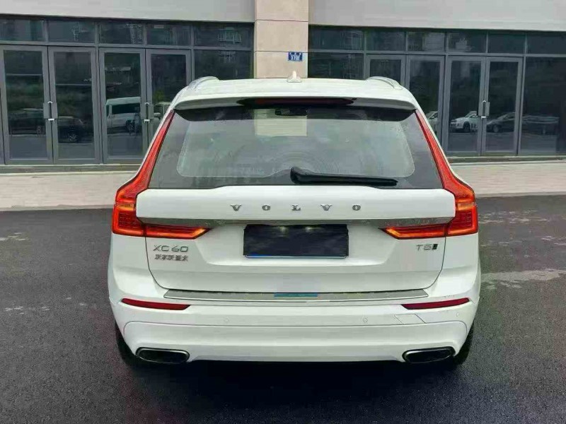 重庆18年沃尔沃XC608