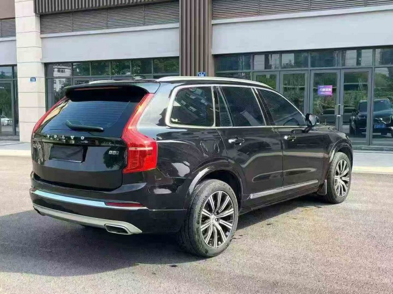 重庆20年沃尔沃XC607