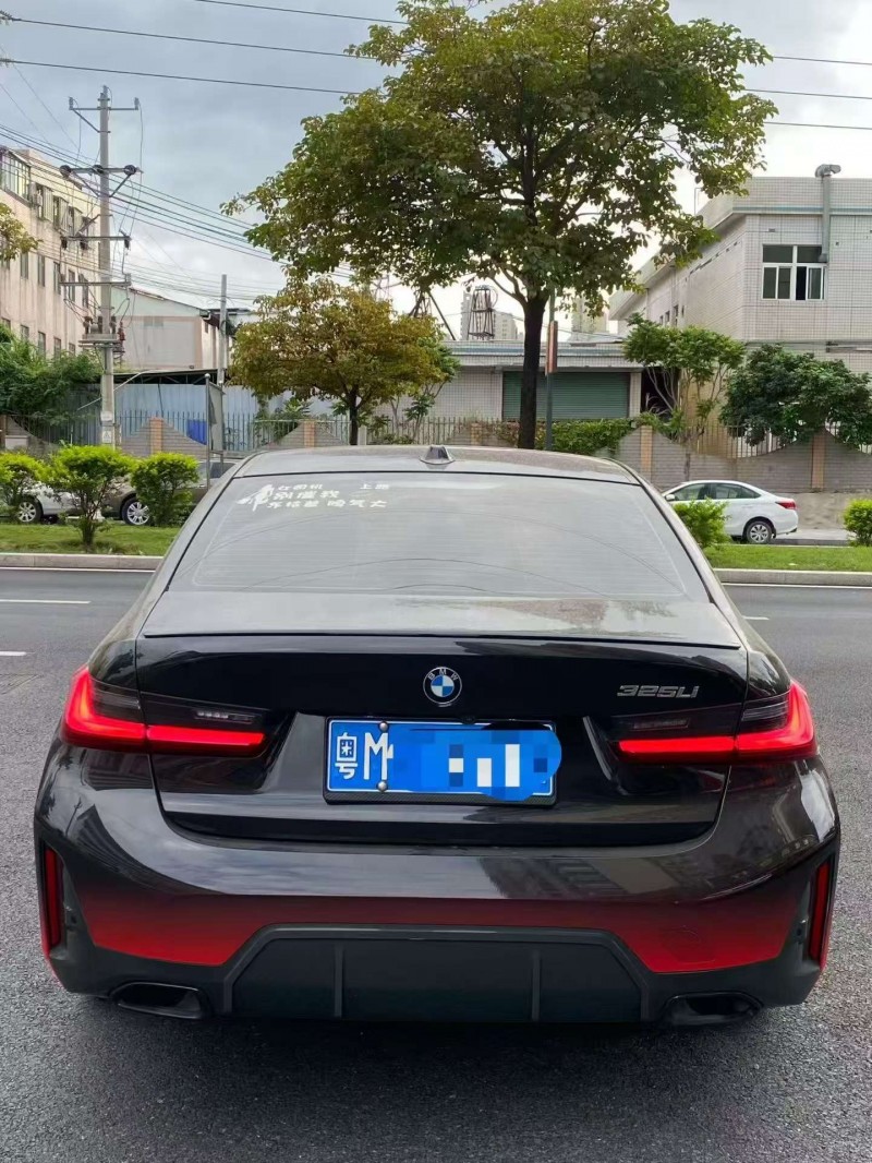 广州23年宝马3系8