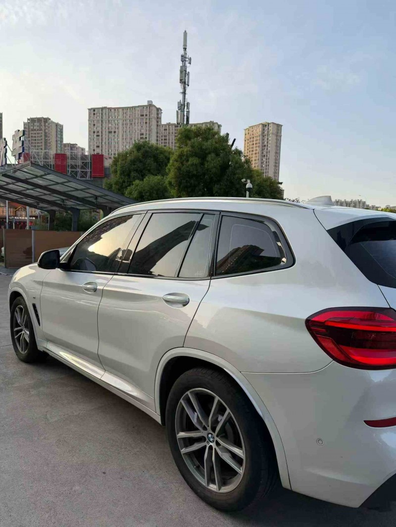 南通19年宝马X37