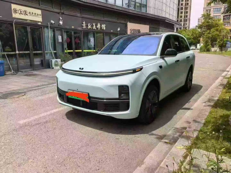 嘉兴24年理想L82