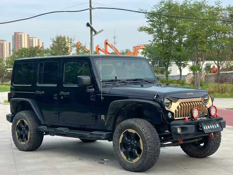 郑州15年Jeep牧马人3