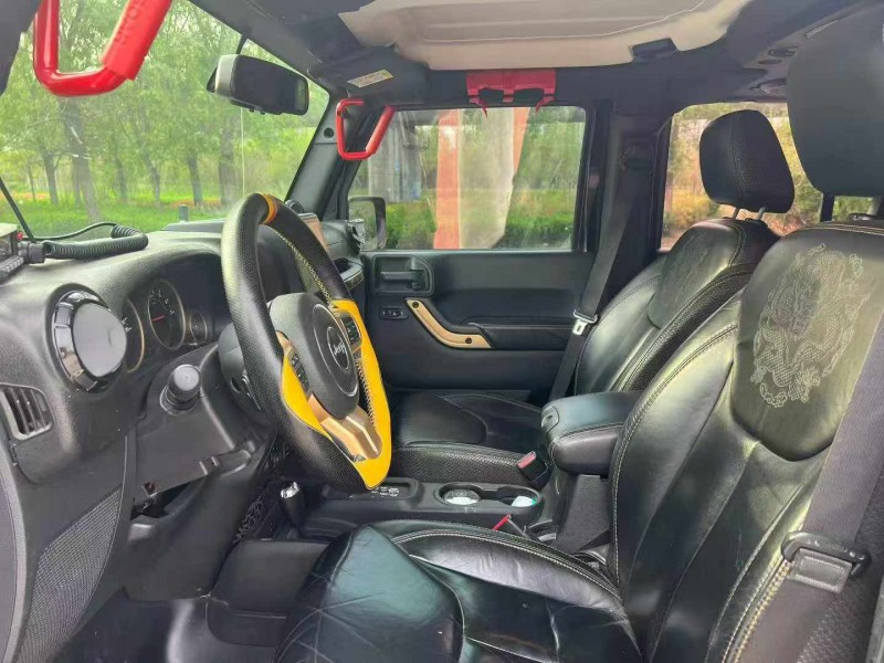 郑州15年Jeep牧马人4