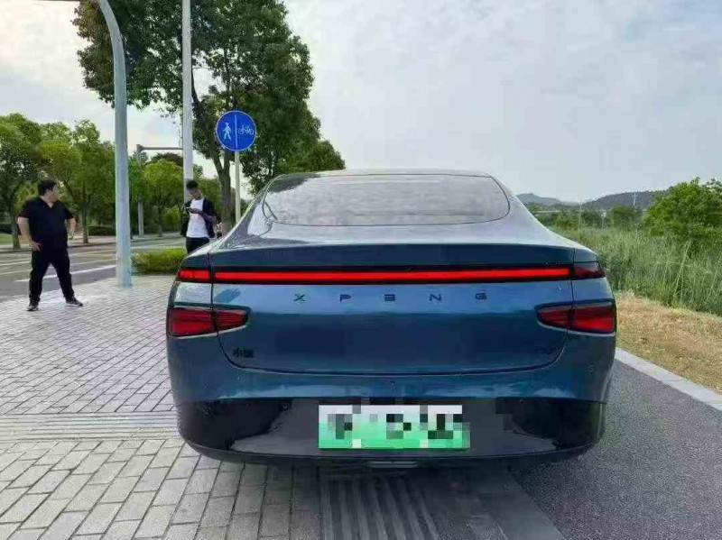 绍兴24年小鹏汽车p79