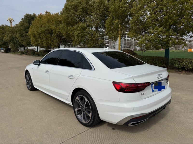 盐城25年奥迪A4L5