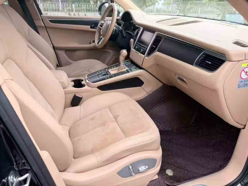 郑州19年保时捷Macan5