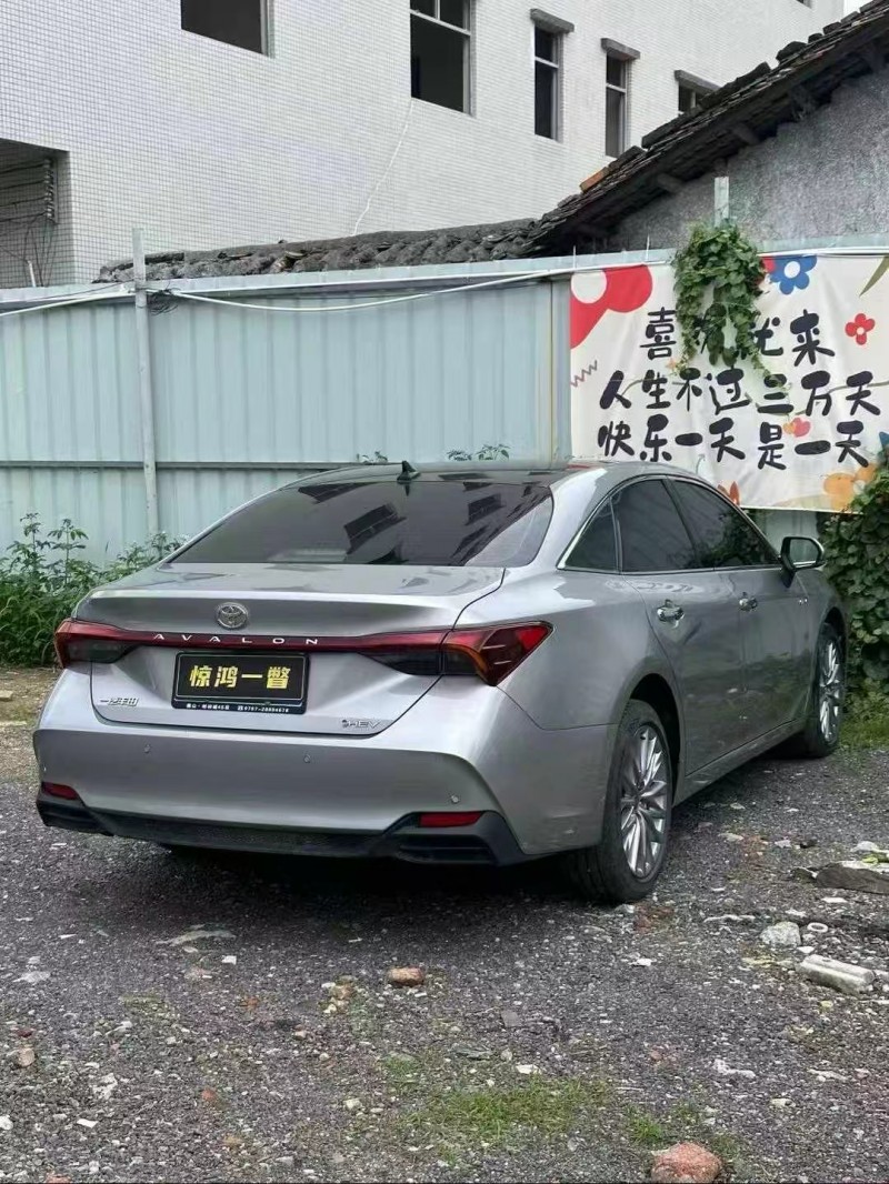 广州24年丰田亚洲龙5