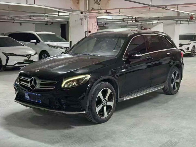 新乡16年奔驰GLA2