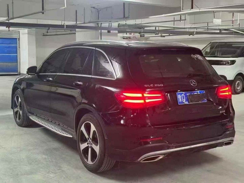 新乡16年奔驰GLA7