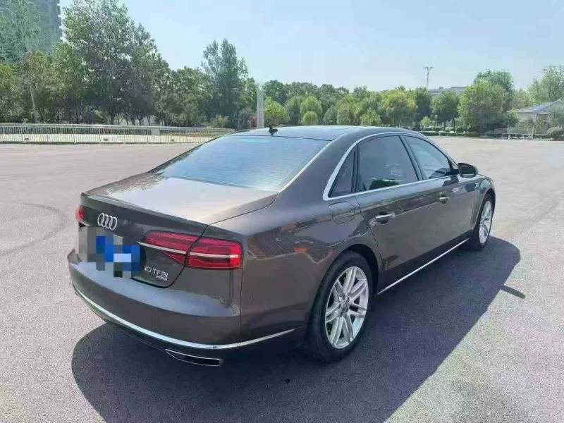 潍坊18年奥迪A8L7